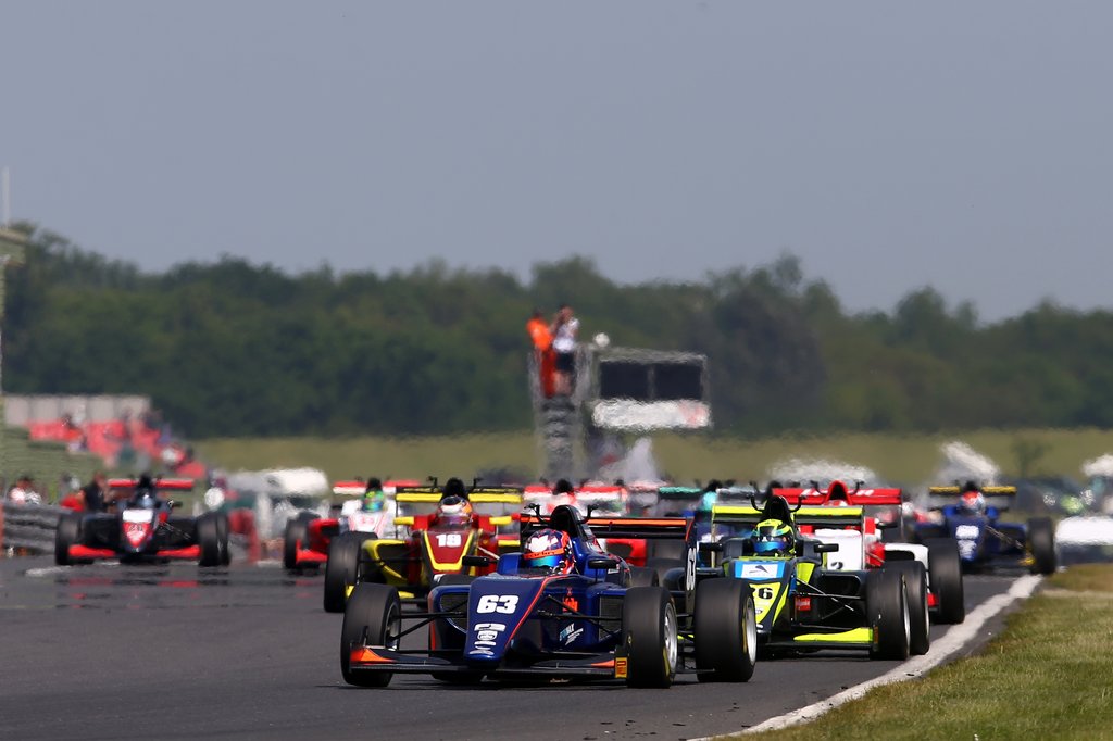 (Foto: British Formula 3 / Jacob Ebrey)